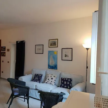 5 Terre Rentals *